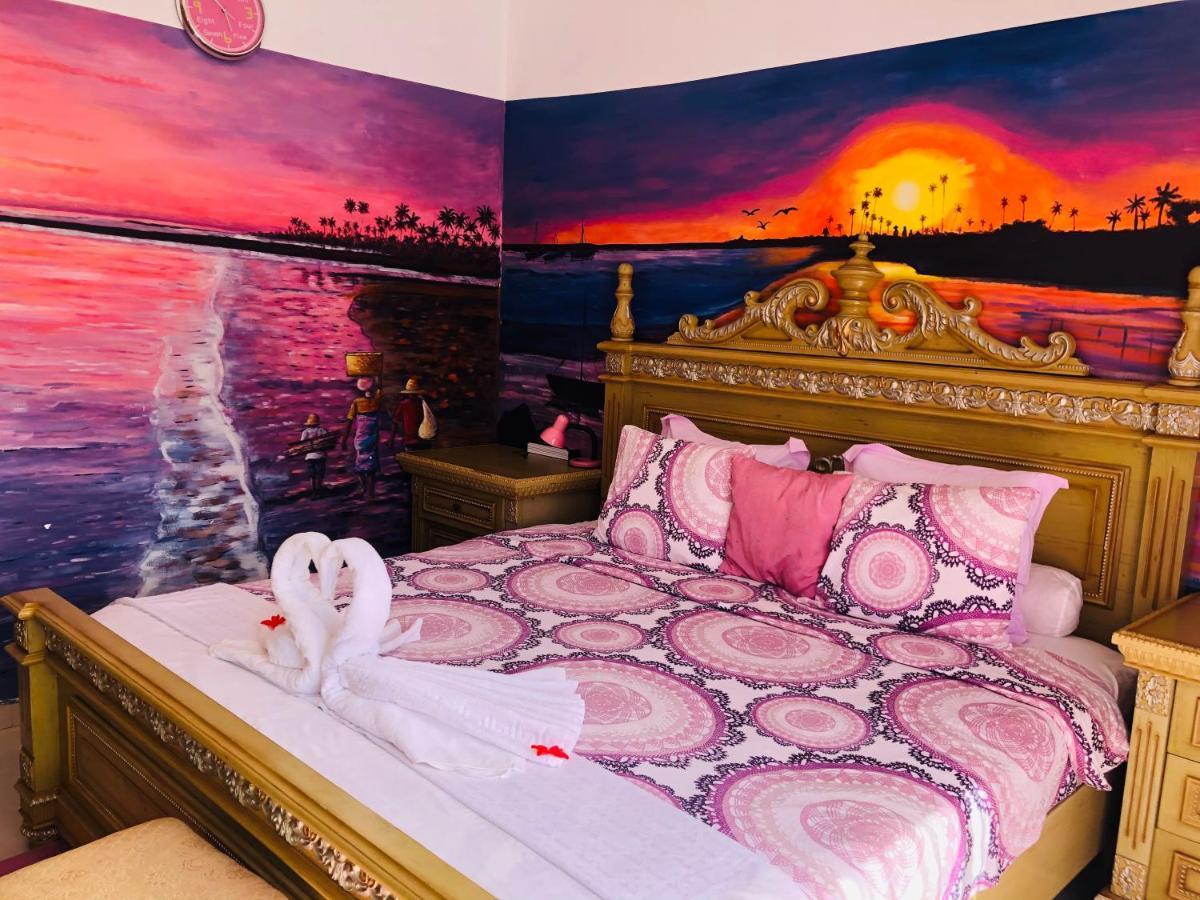 Talata-maty Petite Flower Guest House מראה חיצוני תמונה