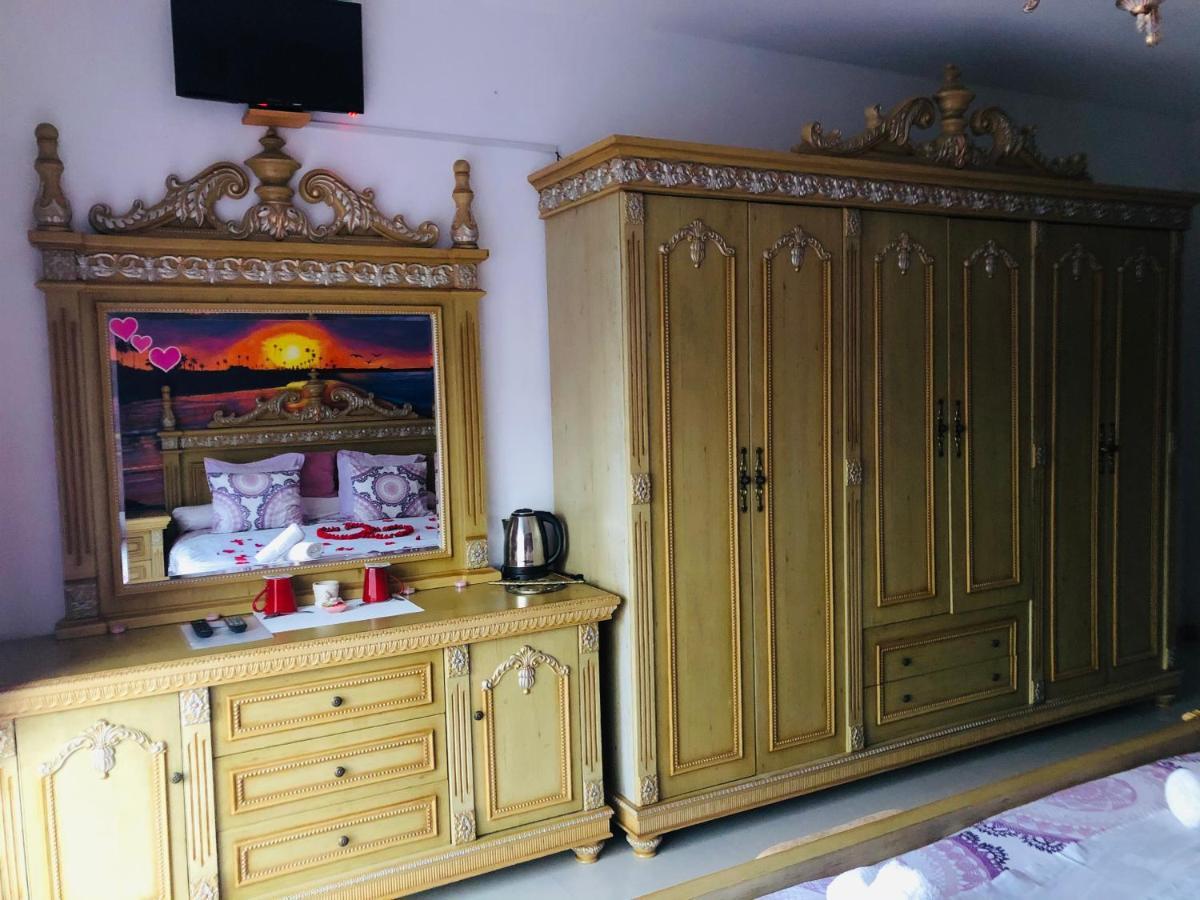 Talata-maty Petite Flower Guest House מראה חיצוני תמונה