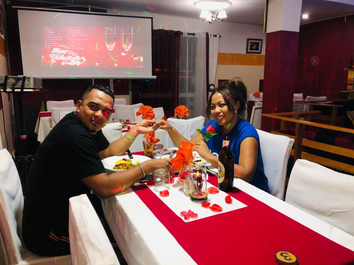 Talata-maty Petite Flower Guest House מראה חיצוני תמונה