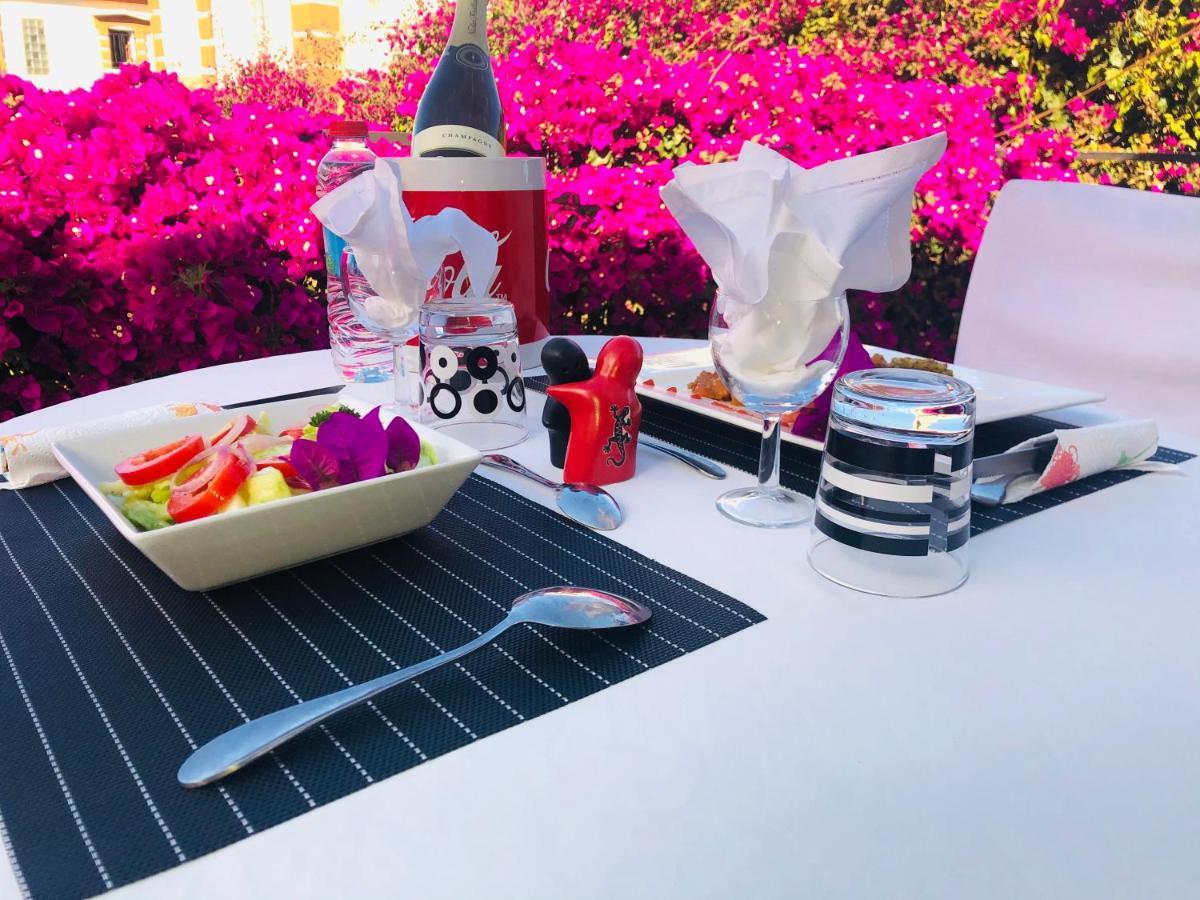 Talata-maty Petite Flower Guest House מראה חיצוני תמונה
